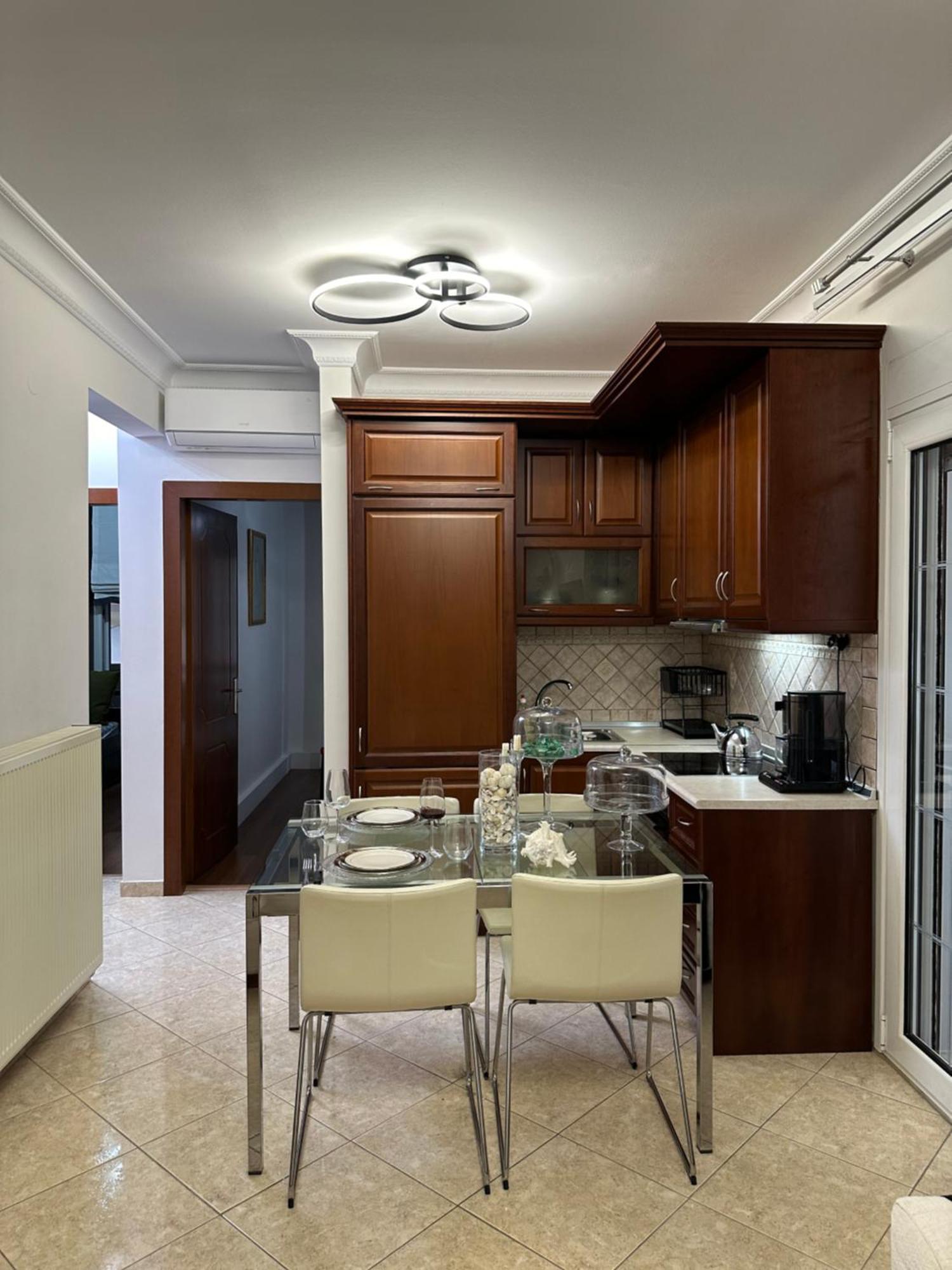 Thessaloniki, Four Seasons House Apartamento Exterior foto